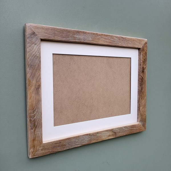 A3 Oak Picture Frame - Image 3